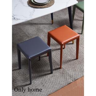 马鞍凳轻奢可叠放客厅餐桌凳餐厅椅子家用等位凳子简约皮革小方凳