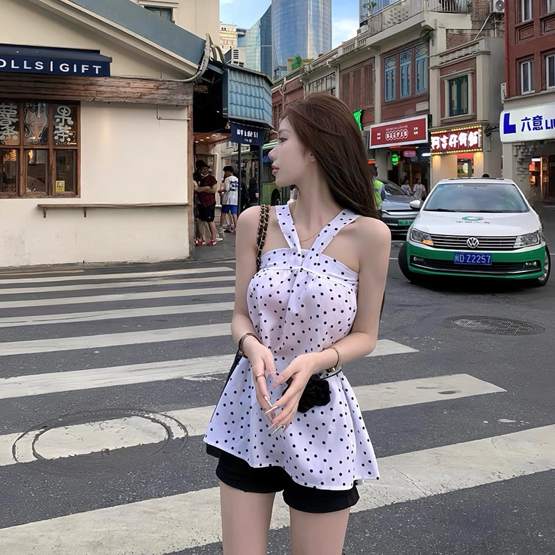 TZ4251性感小个子一字肩挂脖上衣女辣妹风白色波点显瘦无袖小上衣