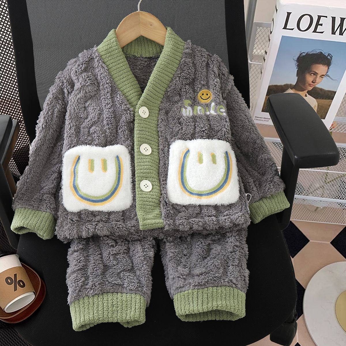 儿童法兰绒加厚睡衣男童秋冬季加绒保暖珊瑚绒开衫宝宝套装家居服