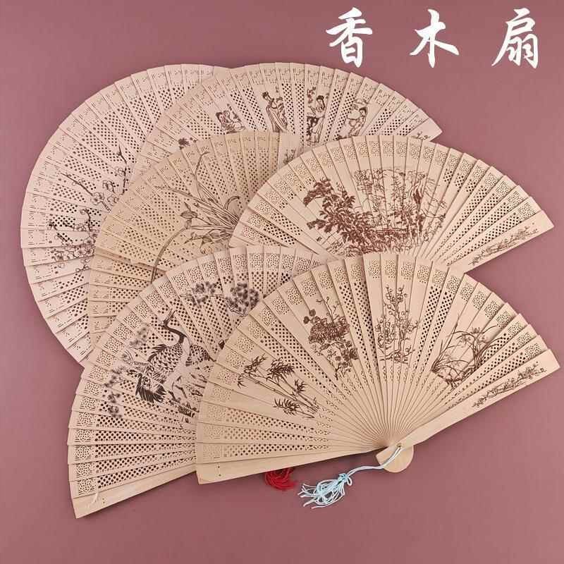 香木扇女式木质镂空雕刻檀香折叠复古扇盒装夏季纳凉拍照扇子
