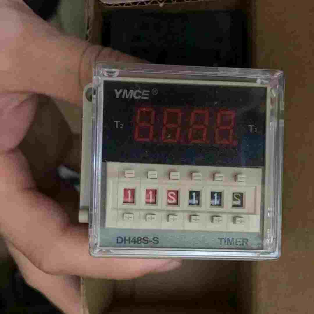 YMEC 数显拨码设定时间继电器 DH48S H5CN