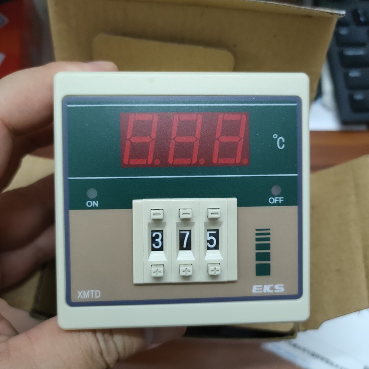 72数显拨码式温控表 XMTD-1001 K400/继电器