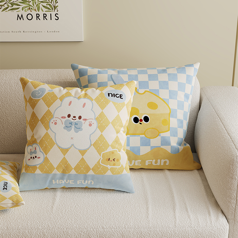 卡通夏季冰丝抱枕套靠枕可拆洗客厅沙发靠垫腰靠含芯飘窗靠背腰枕