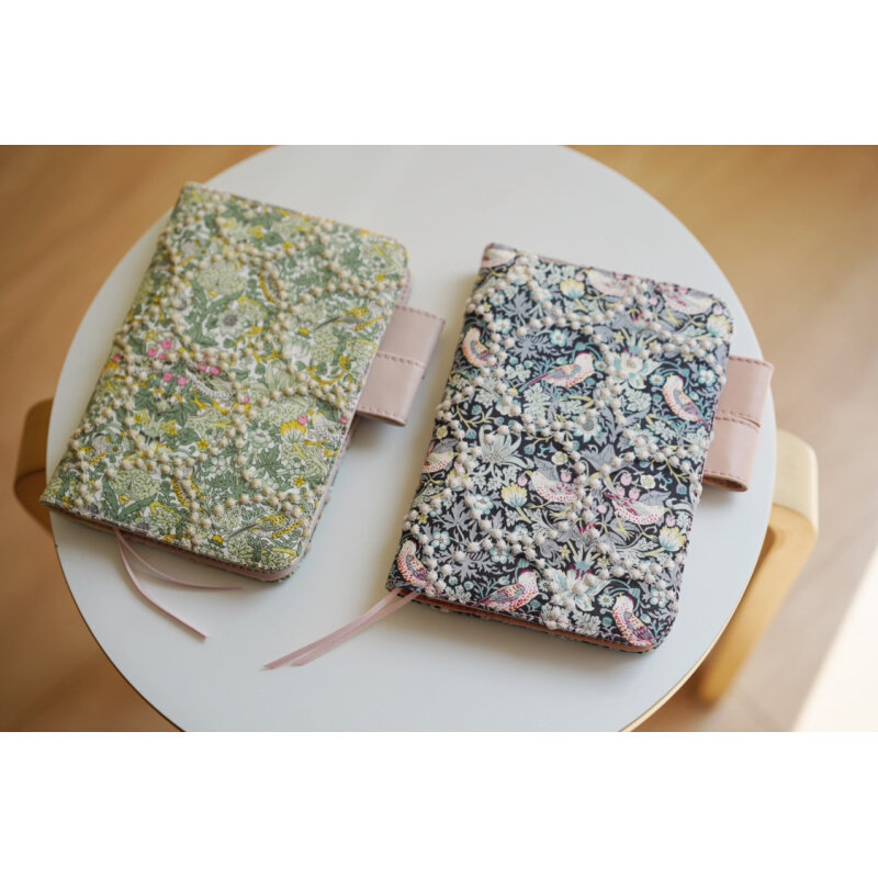 直销minaperhonen 皆川明草莓小偷铃鼓手账本书衣