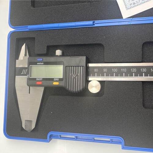 原装正品成都成量数显卡尺高精度电子游标工业级耐用150-200-300