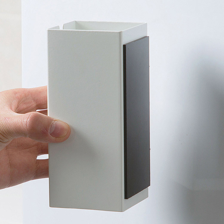 厨房冰箱保鲜膜收纳架 垃圾袋整理用具 铁艺实木配强磁铁免钉E18