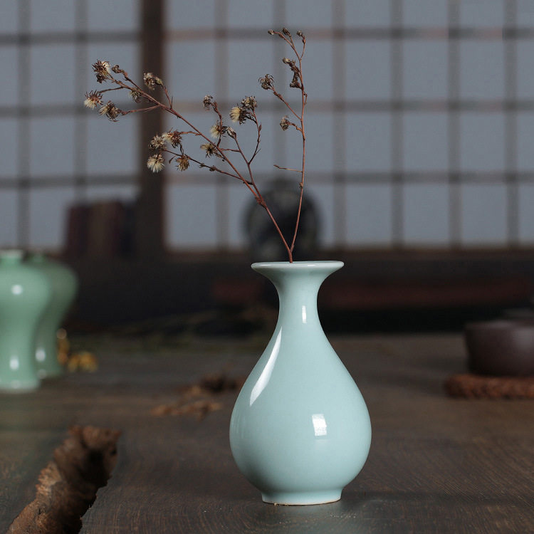 陶瓷迷你纯手工台面花插摆件简约小花瓶小号现代家居花器