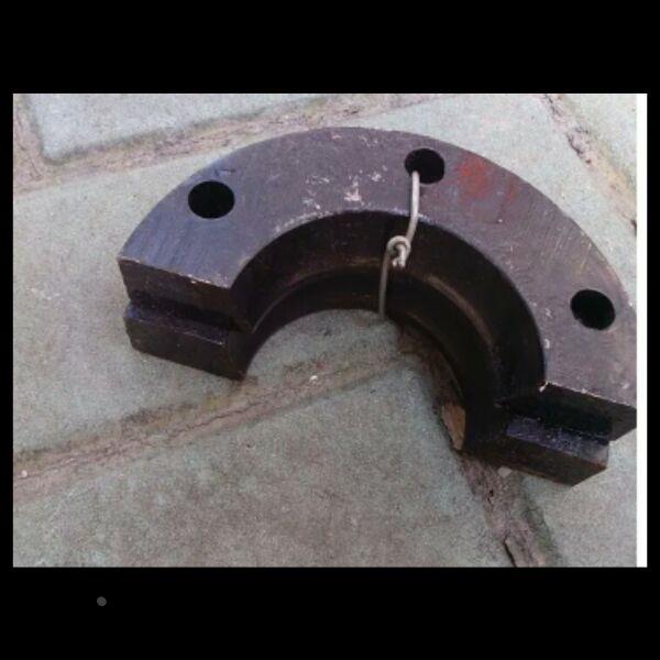 徐工吊车12吨16吨20B20G25k支腿盘卡子徐工吊车支脚盘卡子正品