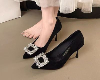 LL1198新款高定方钻尖头细跟单鞋