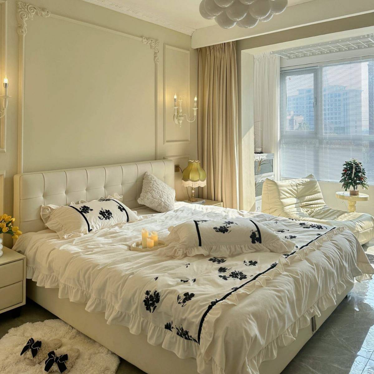 奶油风真皮床云悠悠床网红现代简约悬浮床主卧大床轻奢极简小户型