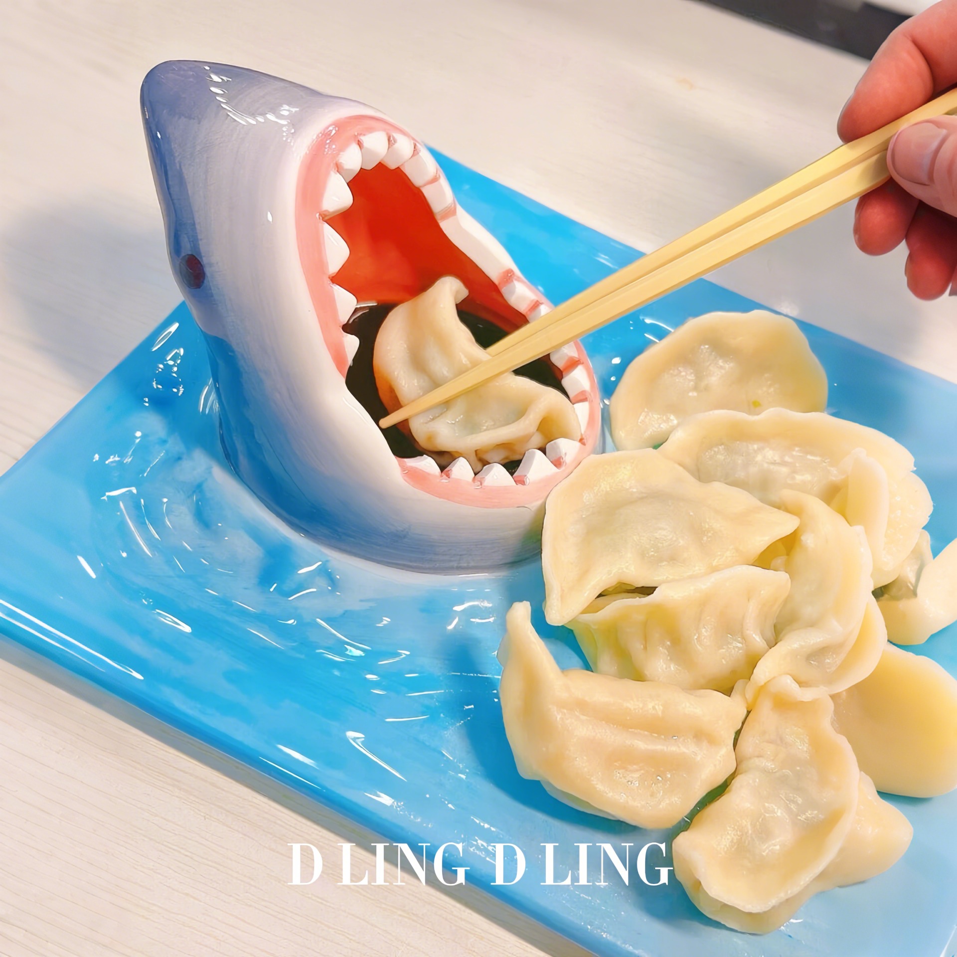 【限时优惠24h】趣味大嘴鲨鱼盘子卡通陶瓷碟家用寿司三文鱼家用