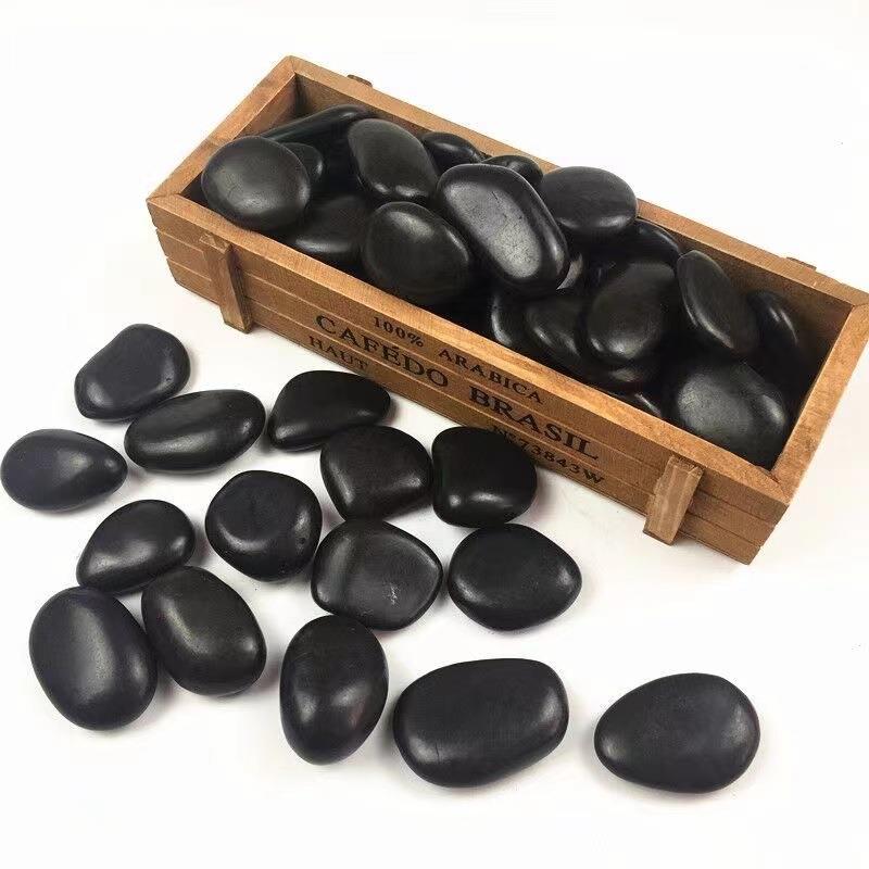 黑色抛光鹅卵石大批量公园铺路园林造景雨花石黑色白色五彩水洗石