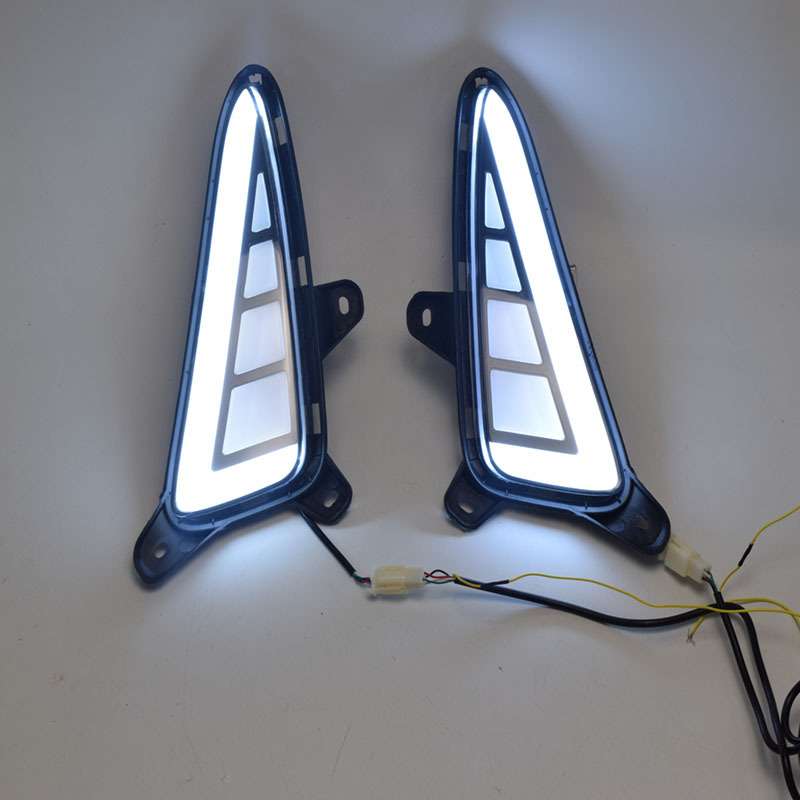 适用于丰田CHR日行灯17-18款CHR改装LED日间行车灯前雾灯带转向