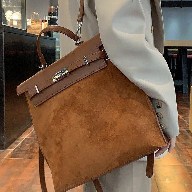 秋冬新款小众复古高级感凯莉双肩包大容量托特包真皮女士包包热销