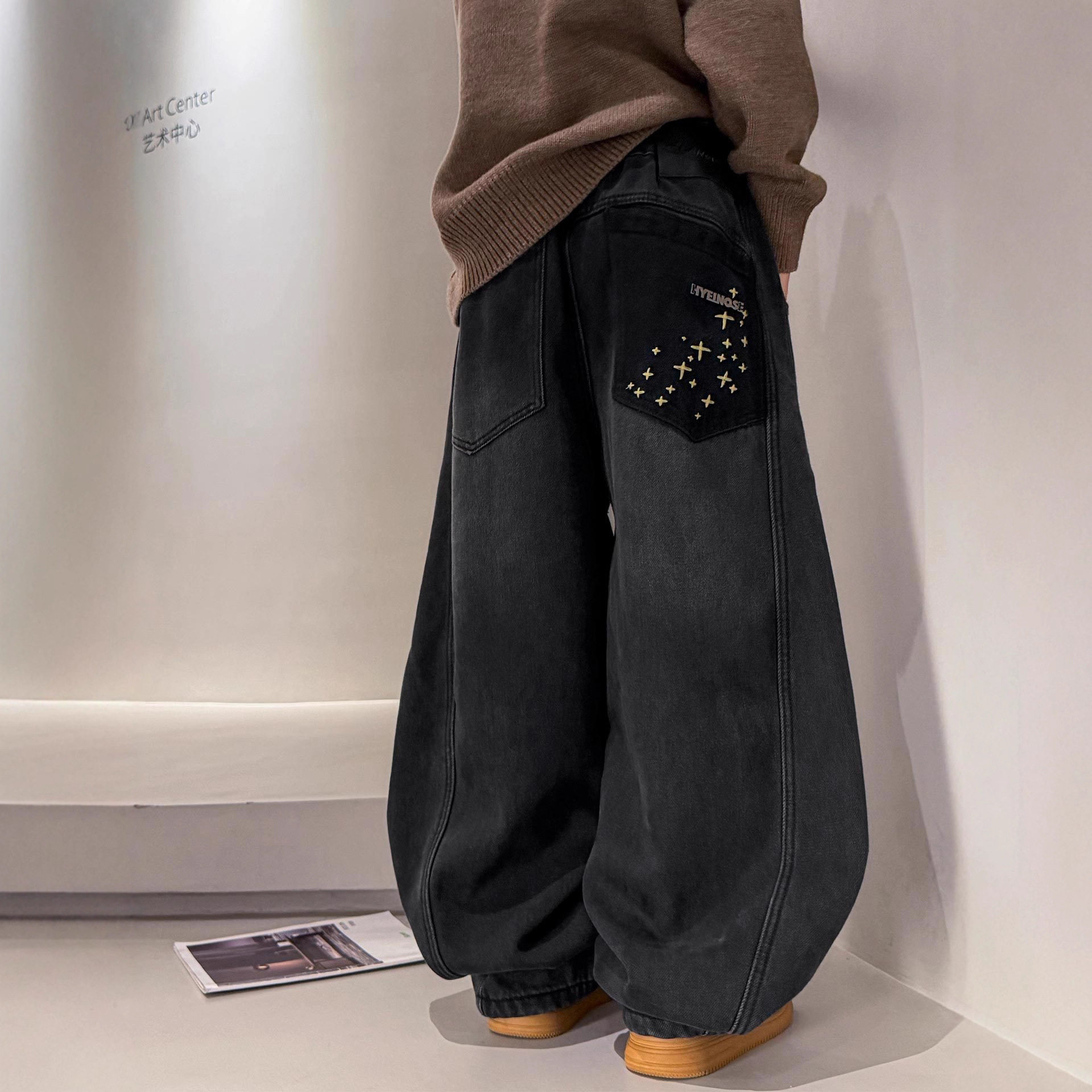 男童牛仔裤秋冬款2025新款痞帅风儿童一体绒加厚裤子大男孩弯刀裤