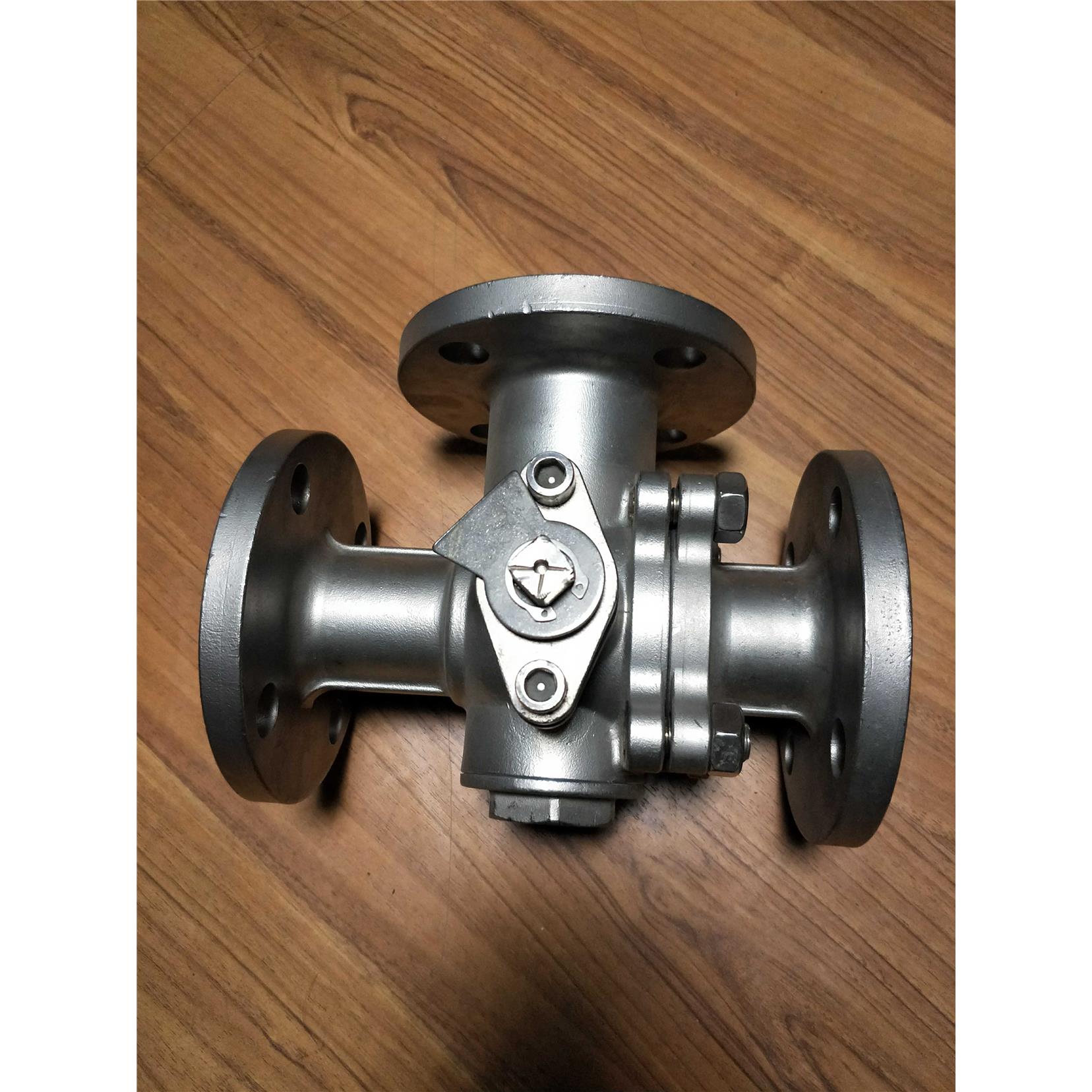 不锈钢三通法兰球阀Q44FQ45F-16P铸钢法兰三通球阀T型L型球阀DN50