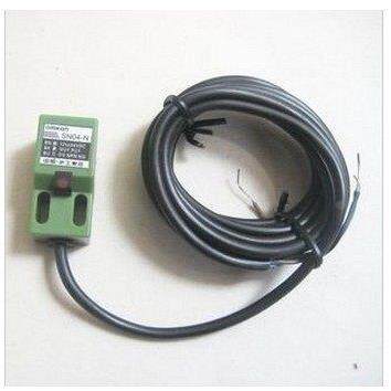 SN04-N2沪工方形感应金属距离传感接 近开关DC24V直流三线NPN常闭
