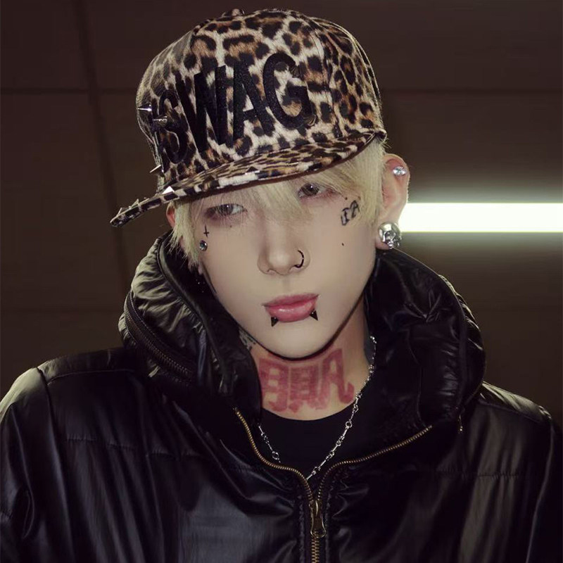 Ezwik复古街头豹纹刺绣古早视觉千禧涉谷朋克铆钉y2k亚文化棒球帽