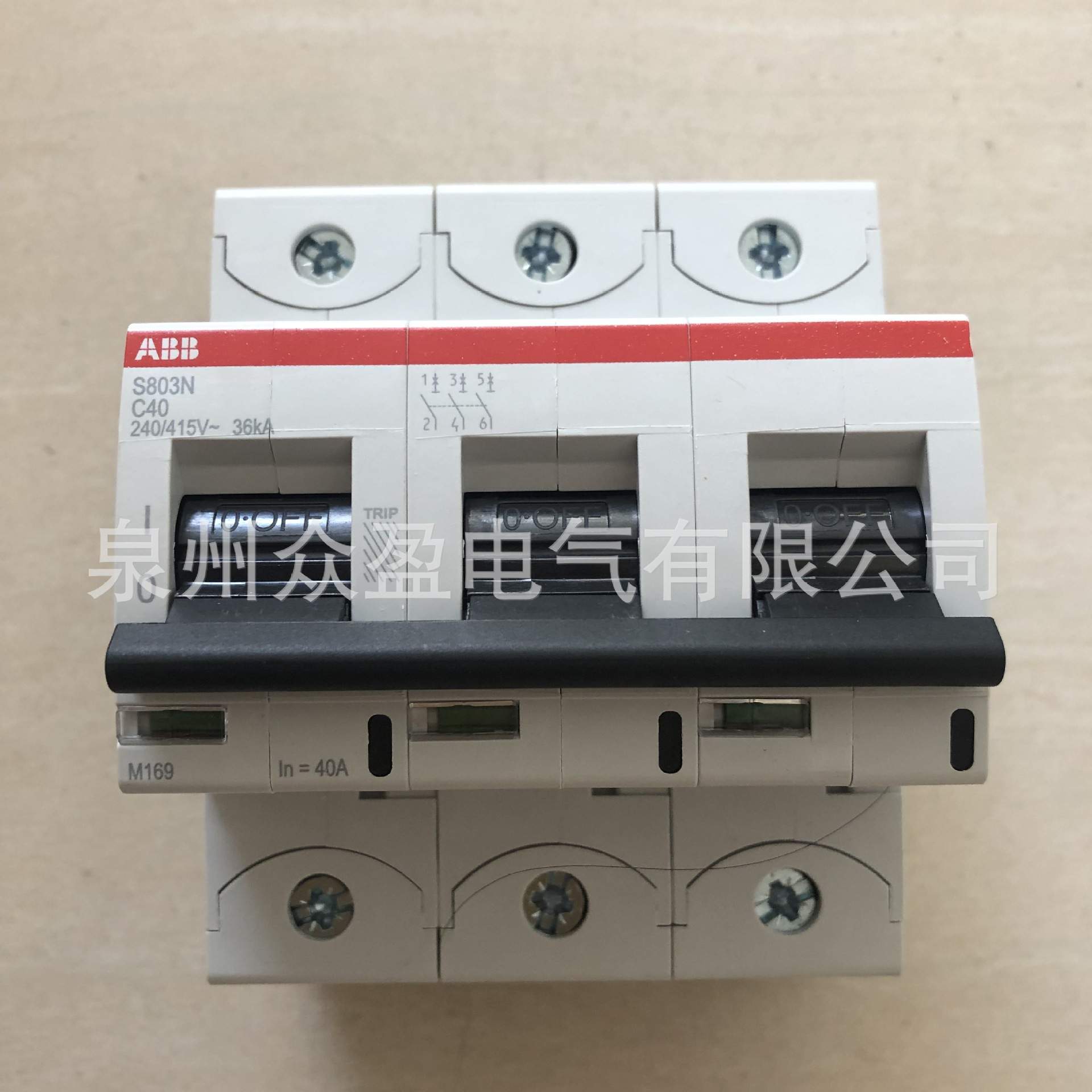 S802PV-SP100；10232227/2CCF019607R0001/ABB光伏发电专用断路器