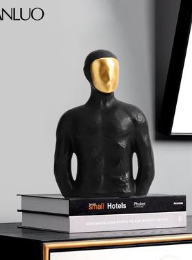 北欧简约现代样板间书房茶室树脂人物雕塑桌面摆件软装家居饰品