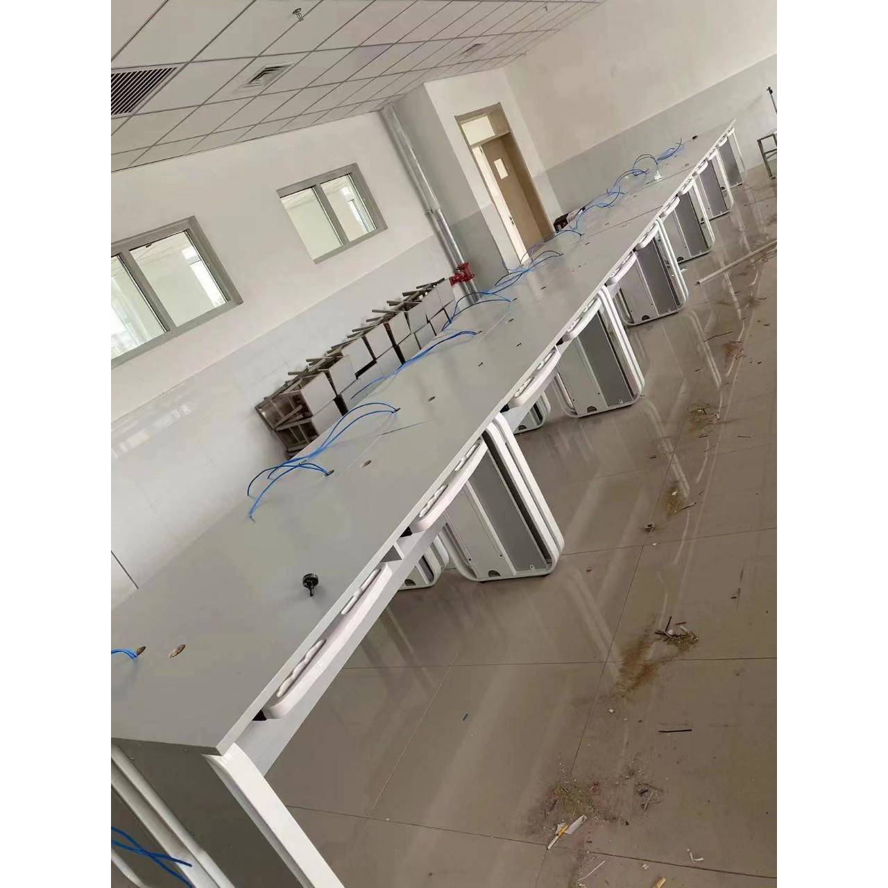 学校机房电脑桌培训班电脑台式桌中小学生教室微机房双人学生桌椅