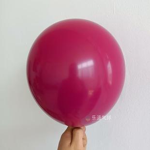 复古玫红野莓红双套圆形气球开业背景墙美容院周年庆活动气球布置