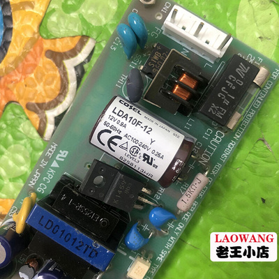 。LDA10F-12 LDA15F-12 -24 LDA30F-5 -12 -15 LCC30A-1 COSEL电