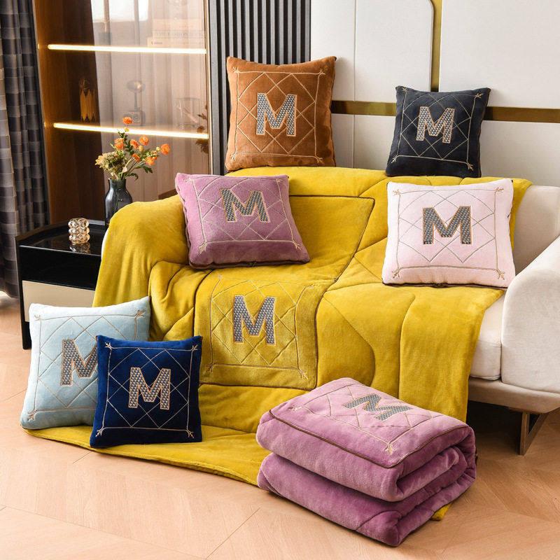 抱枕被子两用加厚牛奶绒冬季公室车载午休空调被沙发靠垫二合一,居家布艺,靠垫/抱枕,淘宝优惠券,粉丝福利购,淘宝优惠卷