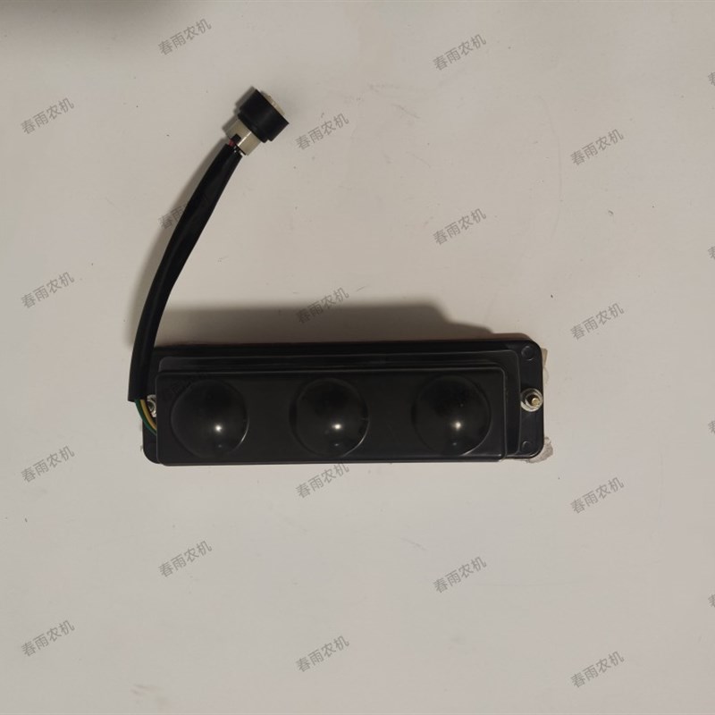 路通 天拖铁牛拖拉机804/854/904/954尾灯 刹车灯 后尾灯