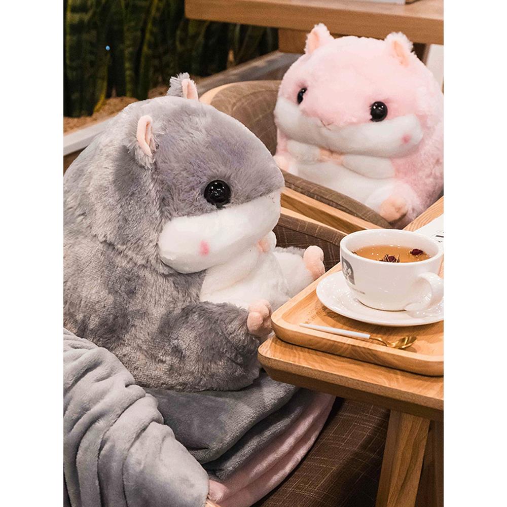 仓鼠暖手抱枕被子两用珊瑚绒毛毯车载二合一可折叠毯子多功能枕头