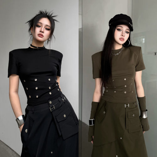 Blackgirl重金属镂空短袖上衣女