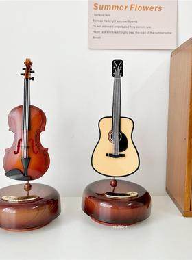 古典管弦乐器吉他大提琴小号留声机音乐盒房间摆件八音盒家居装饰