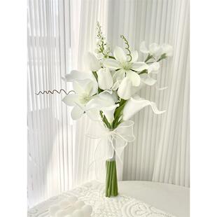 领证登记拍照手捧花 高级感仿真郁金香假花 影楼婚纱拍照道具花束