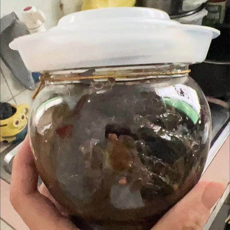 老坛晒辣椒网红开胃下饭菜罐装坛装手工晒干腌辣椒晒辣椒鲜香四溢