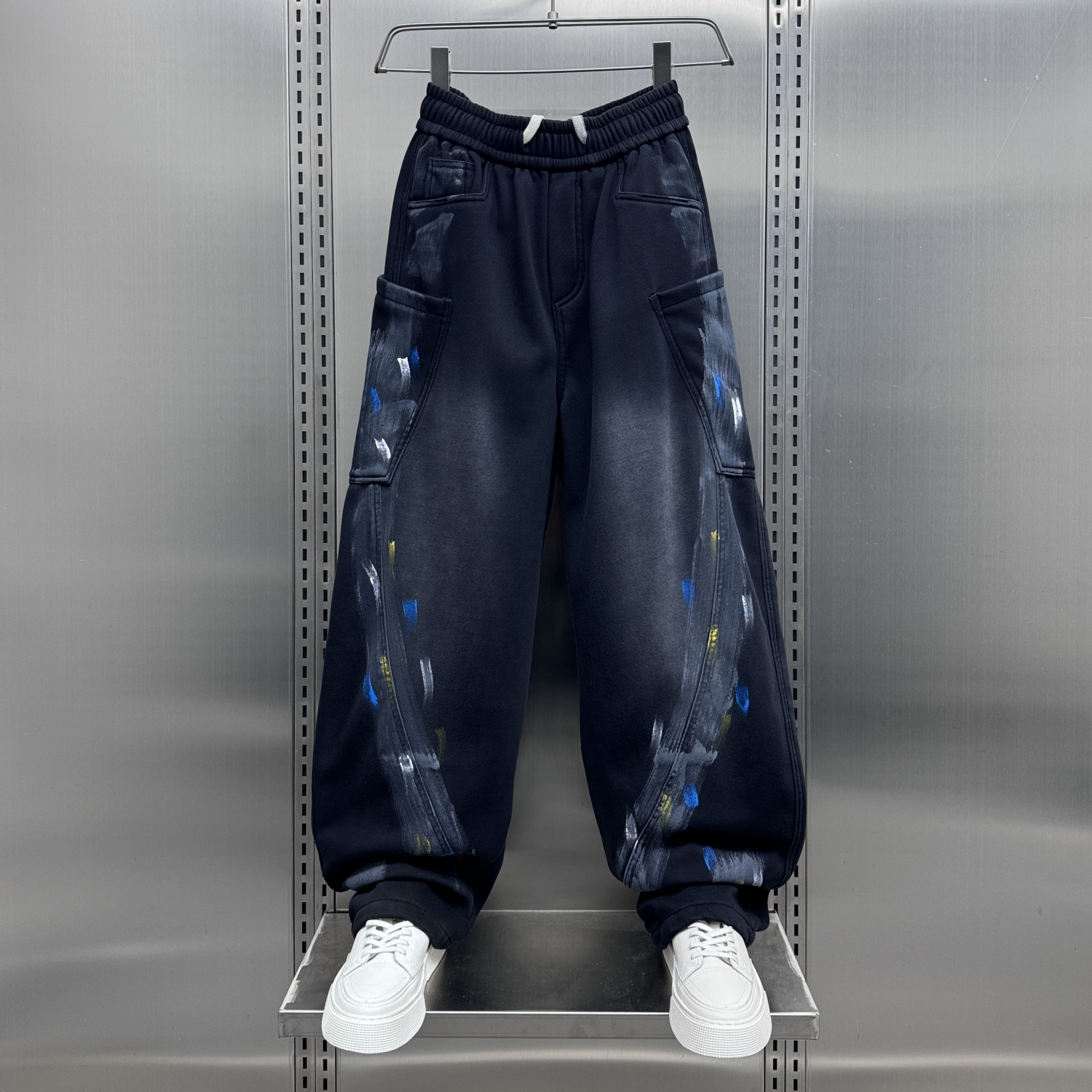 卫裤男2025春季个性泼墨