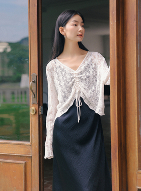 AIRIQI奥莱女装针织罩衫都市镂空设计显瘦百搭针织衫AH42MS321