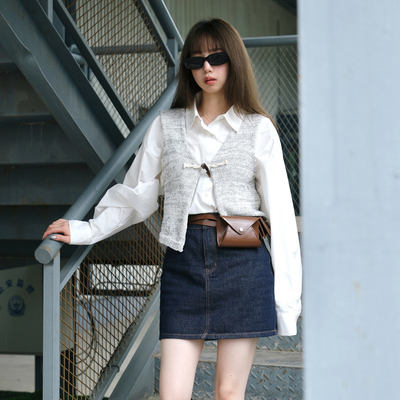 AIRIQI奥莱女装时尚毛织H型背心AX33BX124