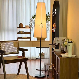 中古风创意蝴蝶结落地灯客厅沙发旁卧室床头灯复古氛围感装饰灯具