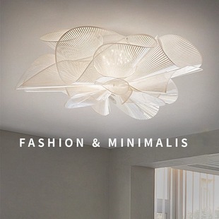 意大利设计师客厅吸顶灯高级感温馨主卧室灯创意艺术儿童房花瓣灯