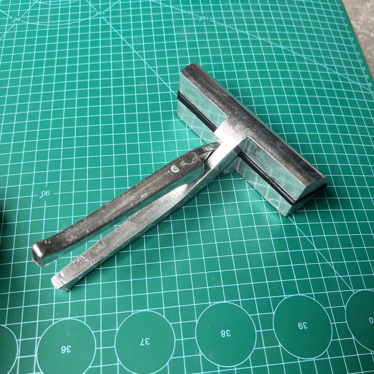 拉布钳子十字绣绷布钳喷绘广告布宽嘴钳网版框加大油画夹油画钳