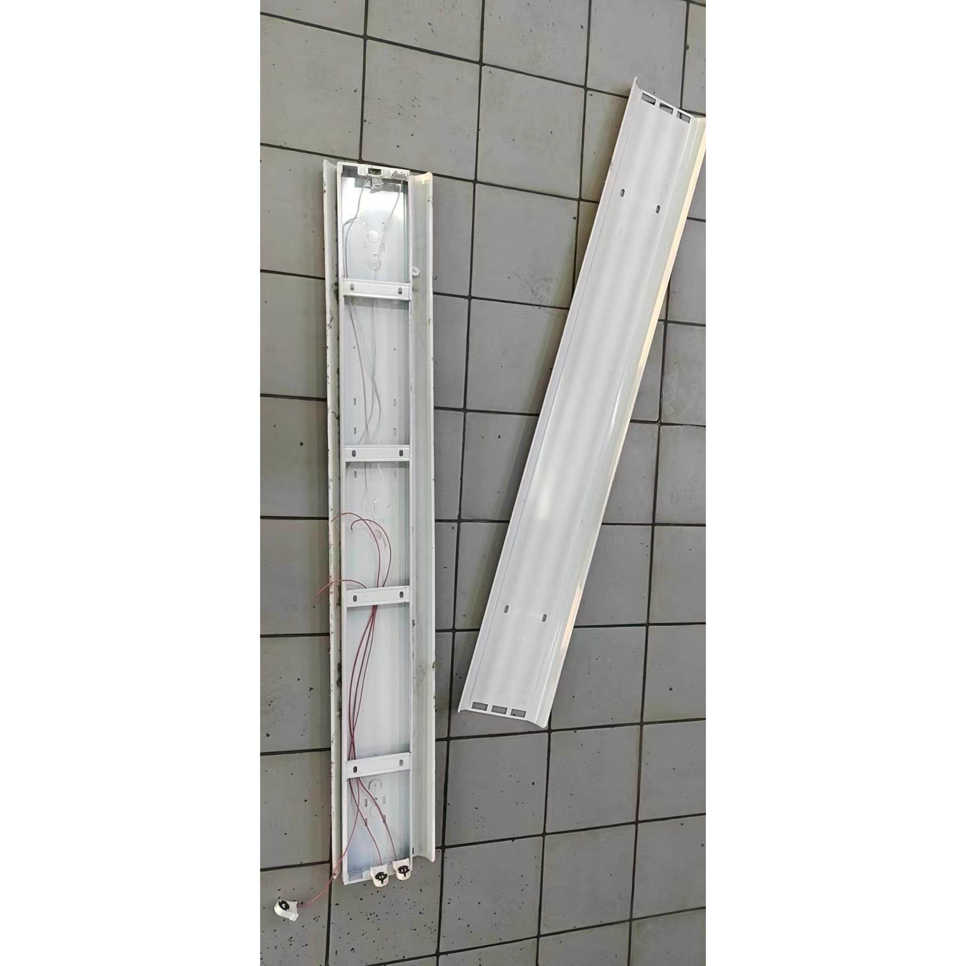 佛山信华照明LED日光灯管T8三管3支带罩座专用支架空架灯架1.2米