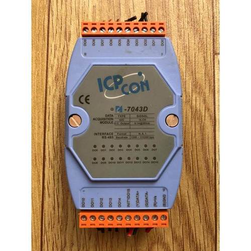 泓格16路数字量输出模块I-7043D已试好 实物图