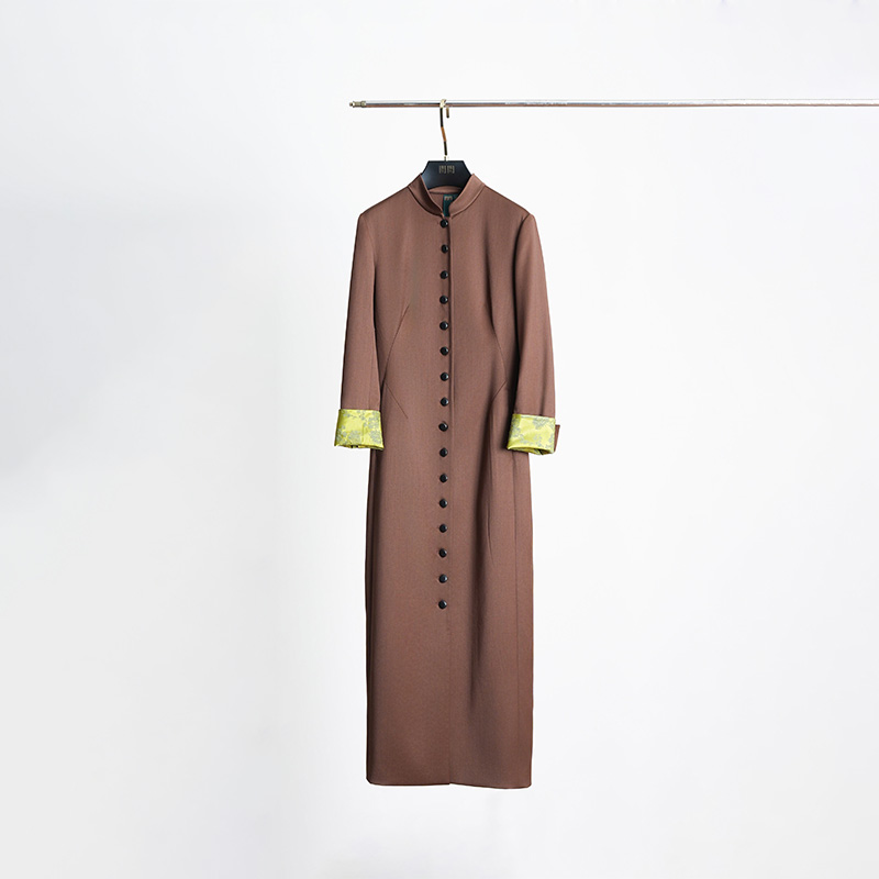 门里门外胡桃棕羊毛混纺连衣裙BR25QQ0869B