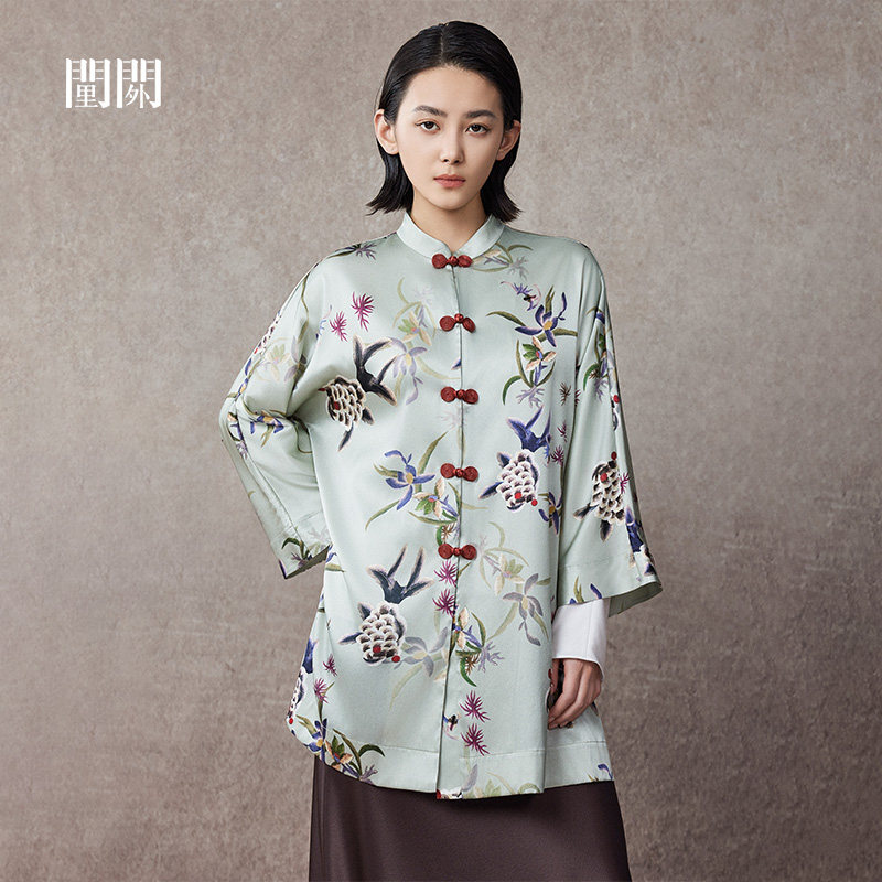 门里门外25年新款新中式显瘦青豆色真丝印花中式对襟外套透气女装