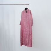 型禅意风显瘦遮肉女款 门里门外2025年新品 粉色提花连衣裙直筒版