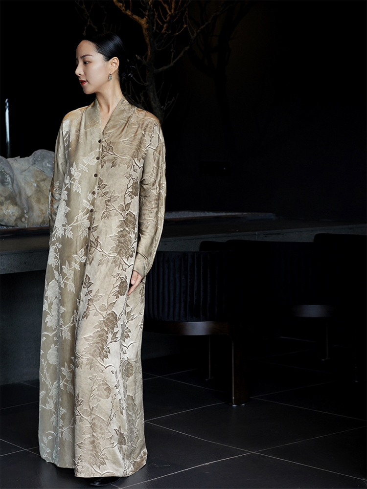 门里门外真丝设计感V领同色系撞色长裙【23088SSL-1】