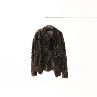 门里门外乌木棕小湖羊毛革翻领外套25W306