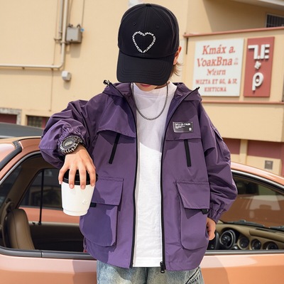 男童秋装洋气紫色工装外套2025新款儿童连帽冲锋衣酷帅春秋款潮牌