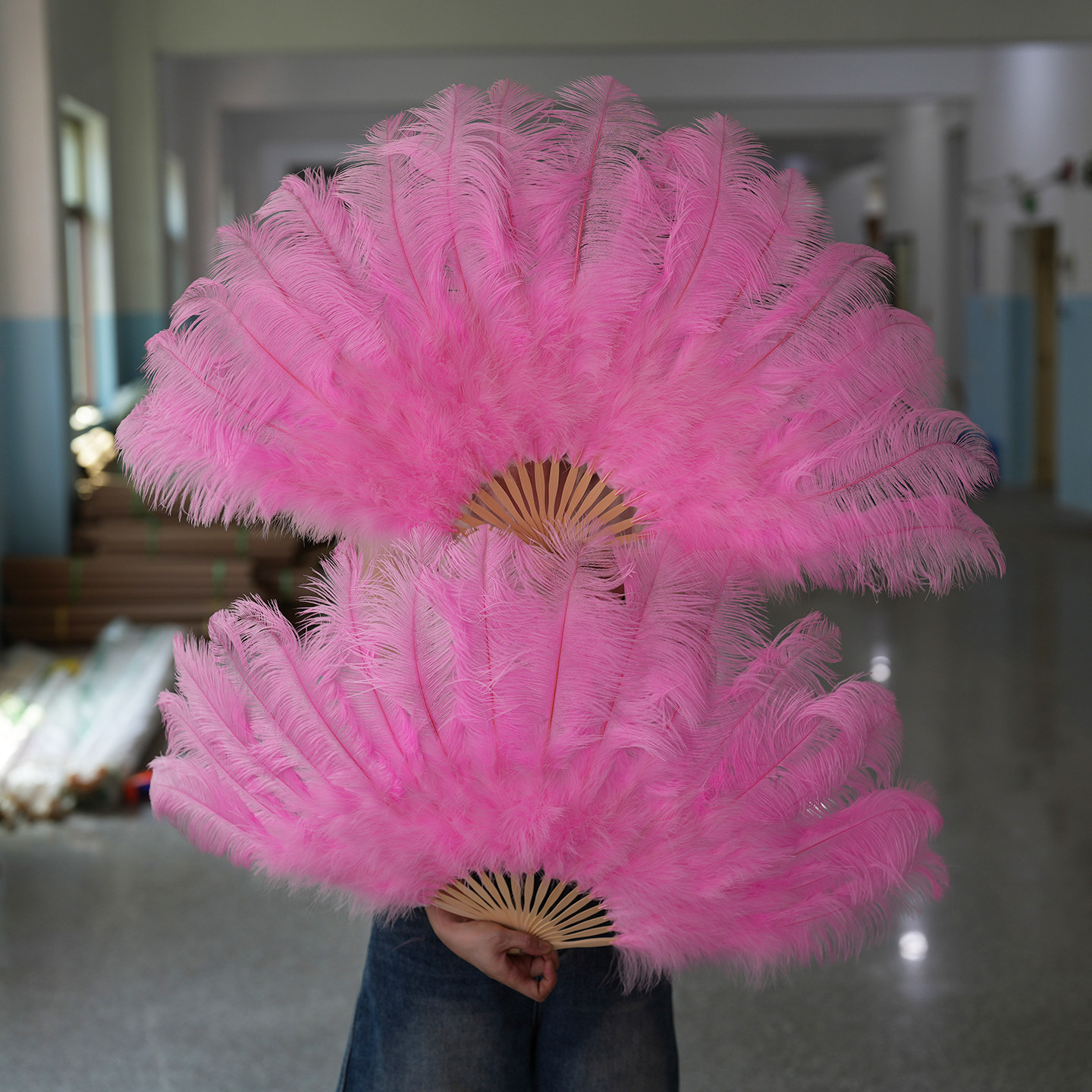 包邮半径52cm17骨彩色鸵鸟工艺扇/团扇/喜扇/