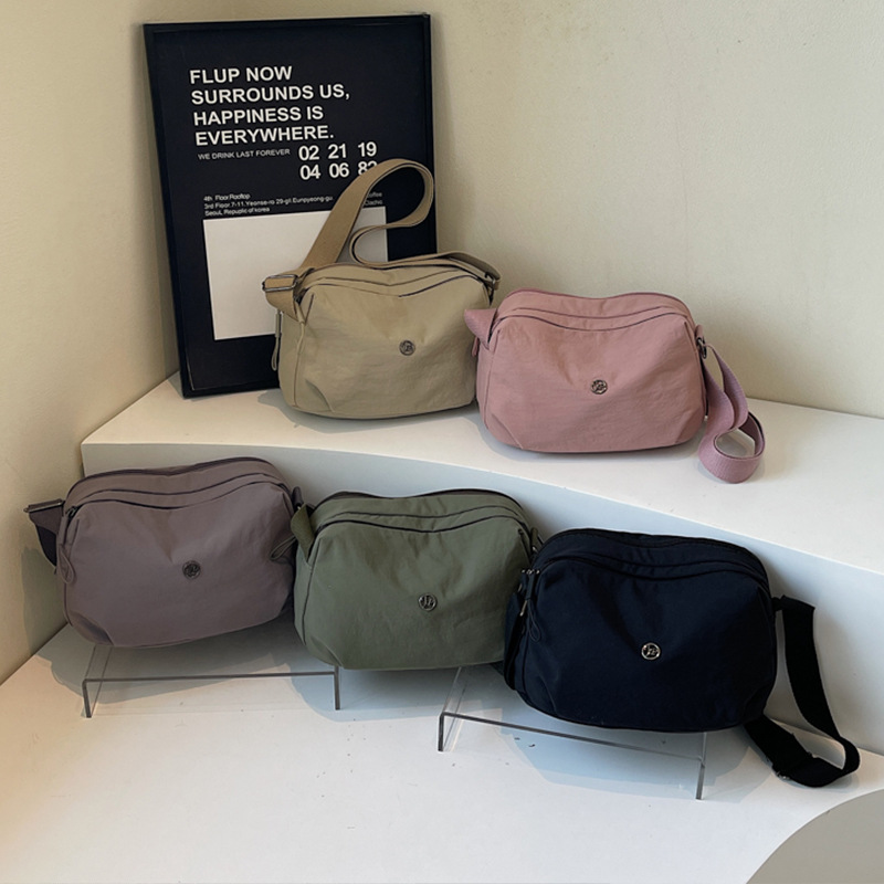 2025新款多层斜挎轻便布包